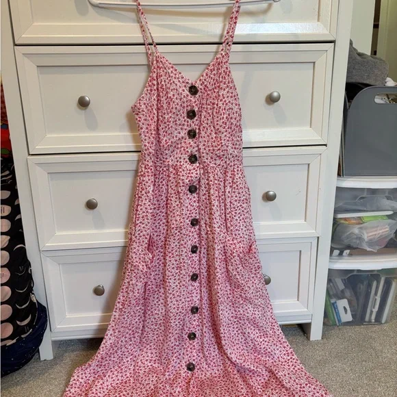 Red and White Floral Summer Midi Dress - Picture 1 of 8